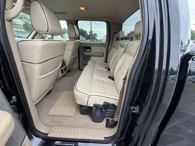Used 2006 Lincoln Mark LT 4x4 image 6