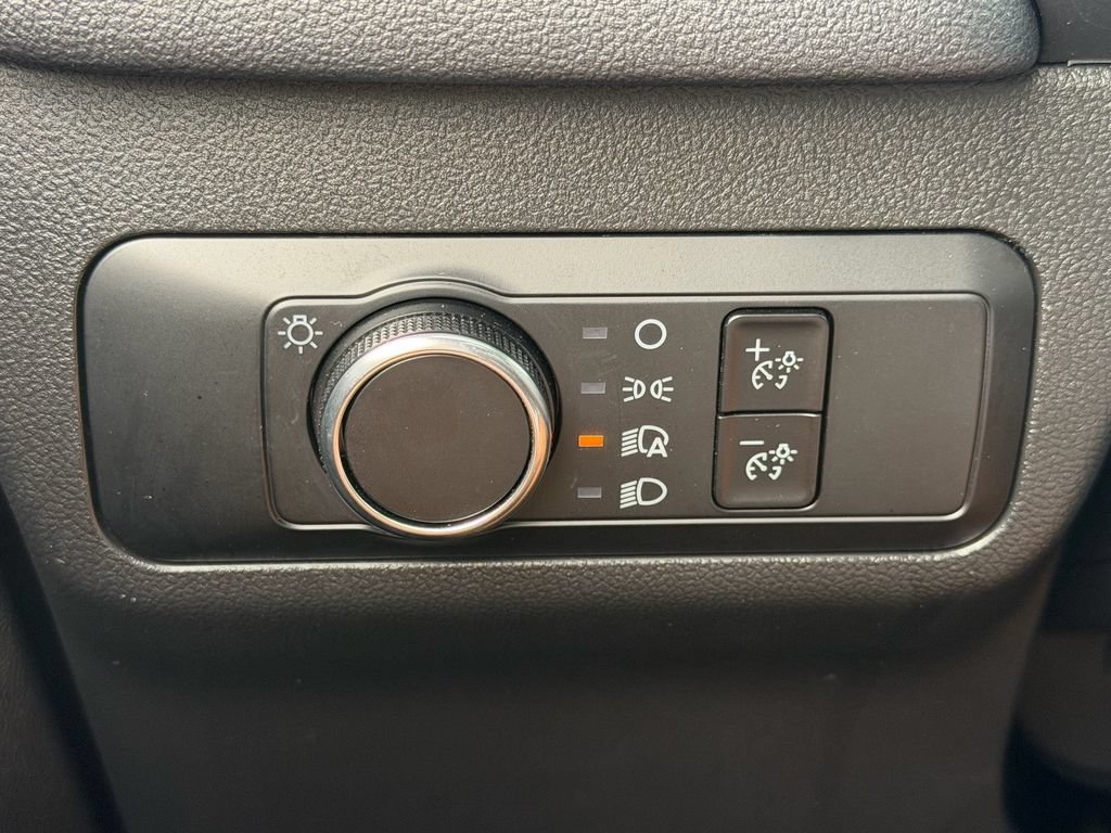 Used 2025 Ford Escape ST-Line FWD image 33