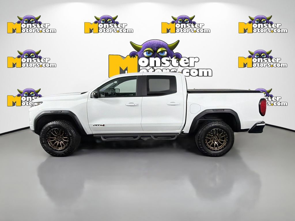 Used 2024 GMC Canyon AT4 w/ AT4 Premium Package image 8
