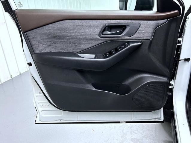 Certified 2023 Nissan Rogue S AWD/4WD image 9