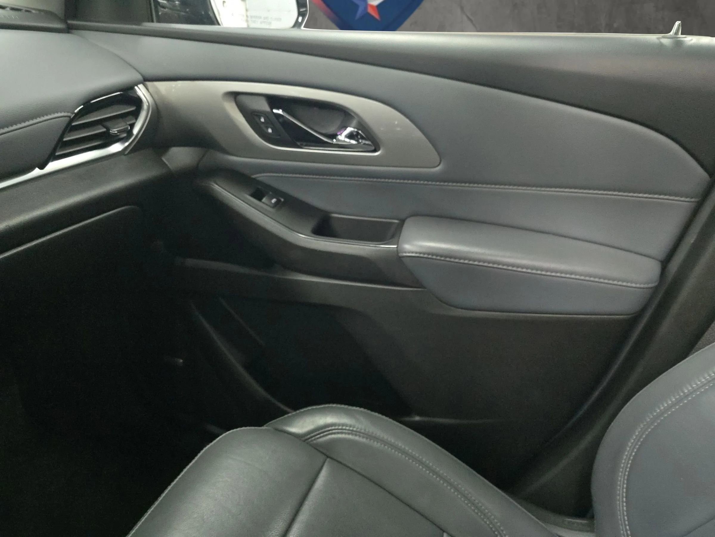 Used 2019 Chevrolet Traverse LT w/ LT Premium Package image 42