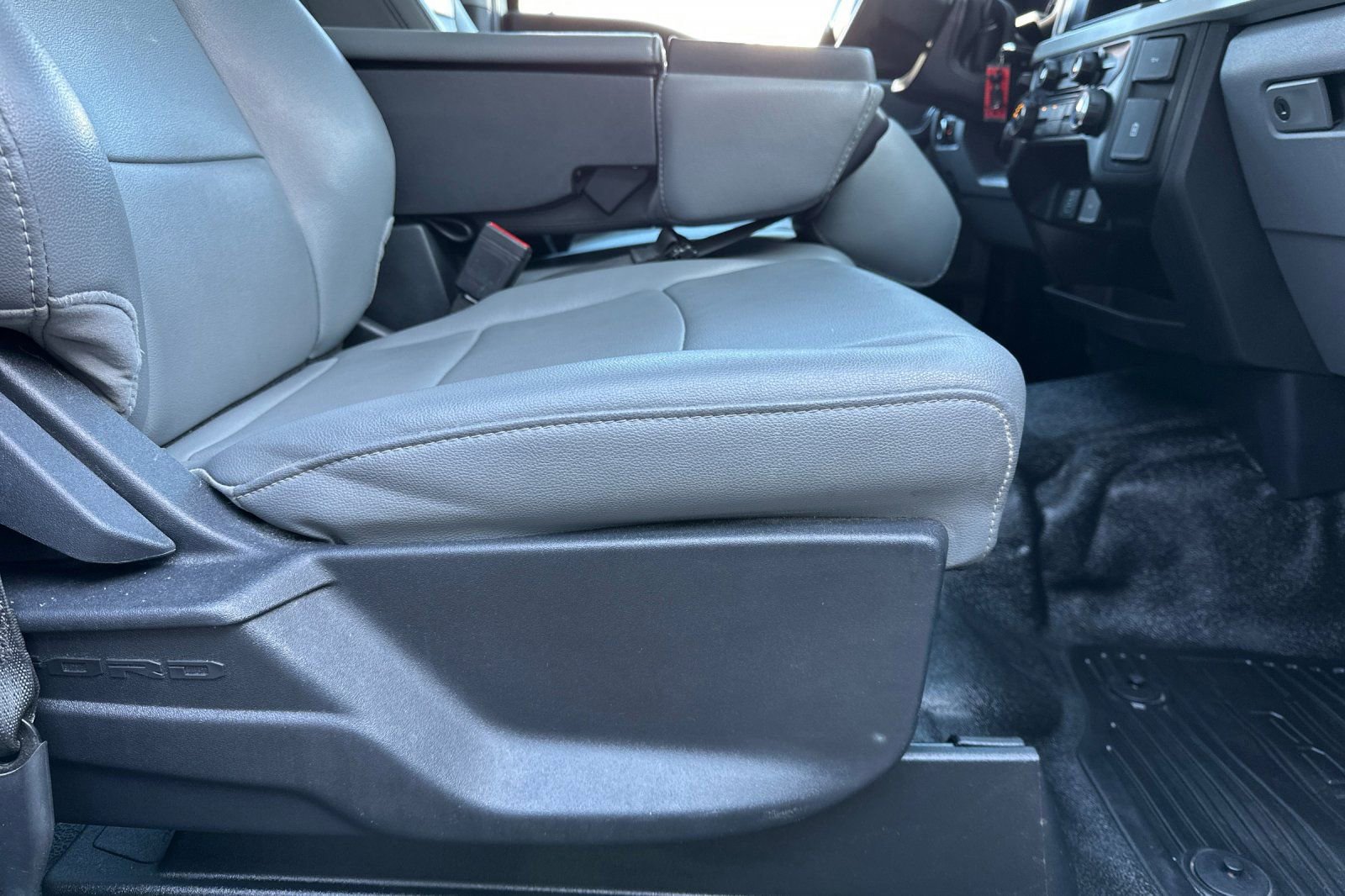 Used 2024 Ford F250 XL w/ 360-Degree Camera Package image 22