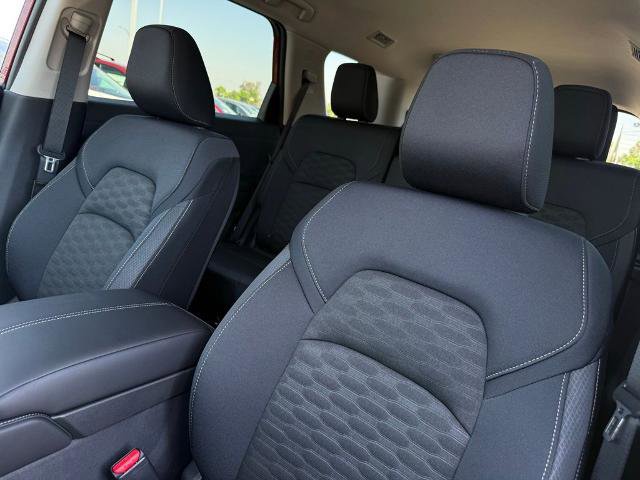 New 2026 Nissan Pathfinder SV image 15