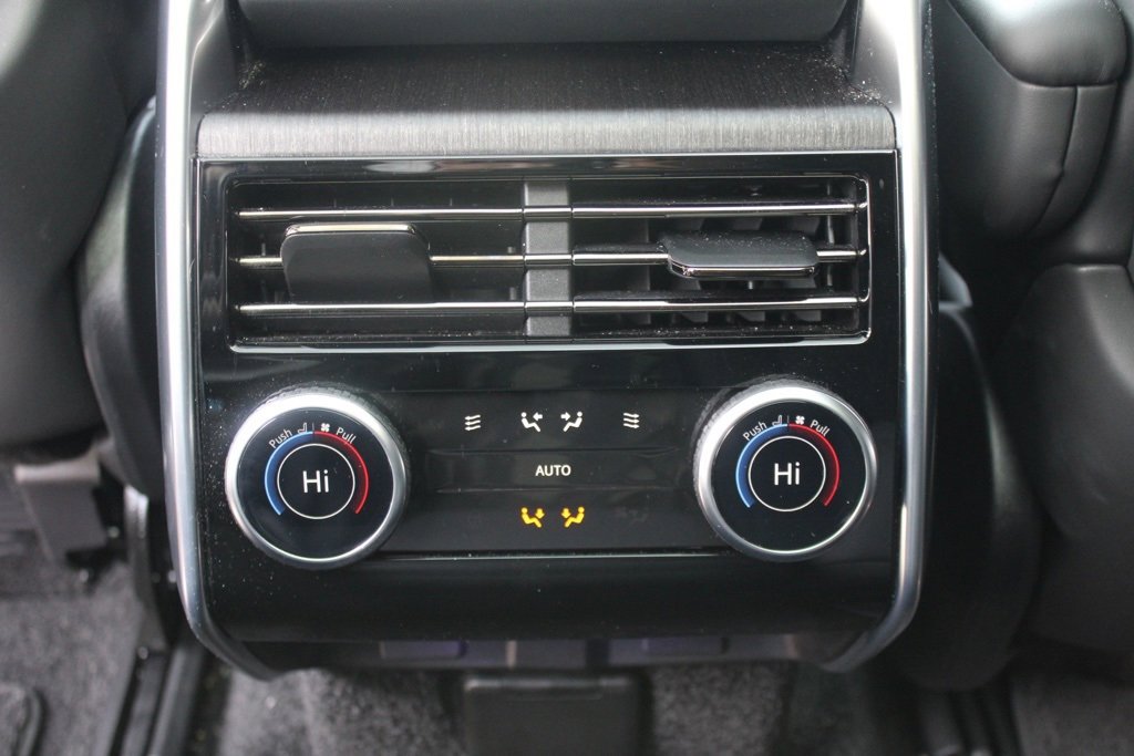 Used 2024 Land Rover Range Rover Autobiography image 47