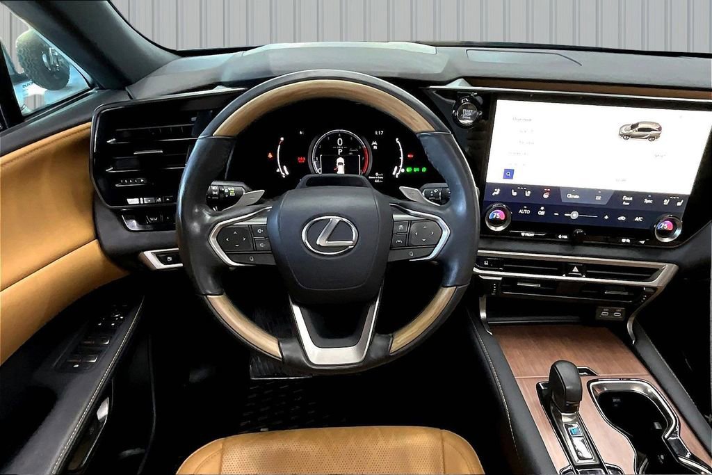 Used 2024 Lexus RX 350 AWD image 8