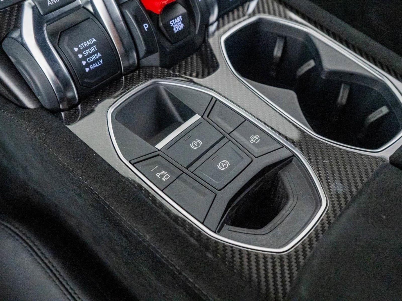 Used 2023 Lamborghini Urus Performante AWD/4WD image 36