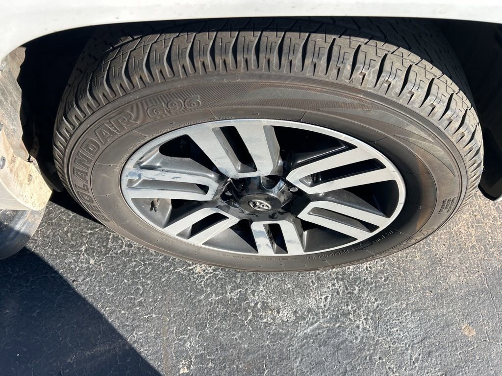 Used 2024 Toyota 4Runner Limited image 2