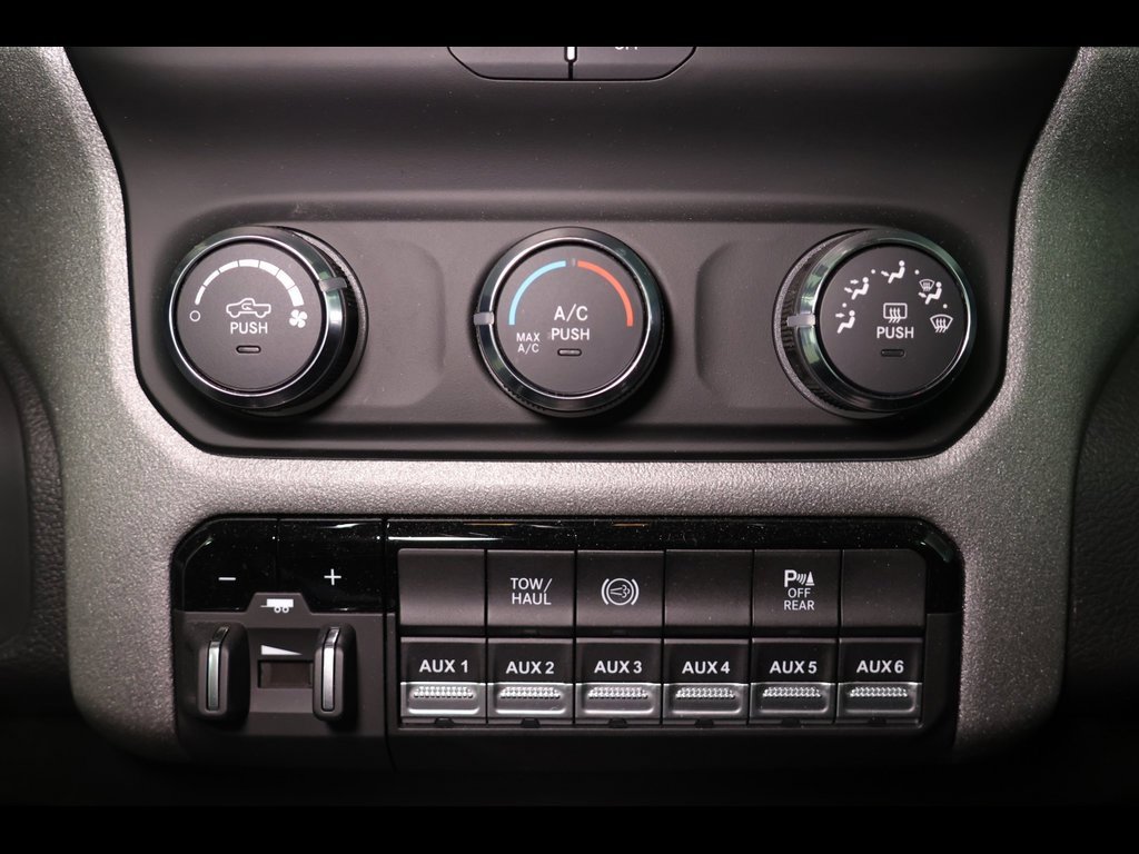 Used 2024 RAM 2500 Tradesman w/ Chrome Appearance Group image 14