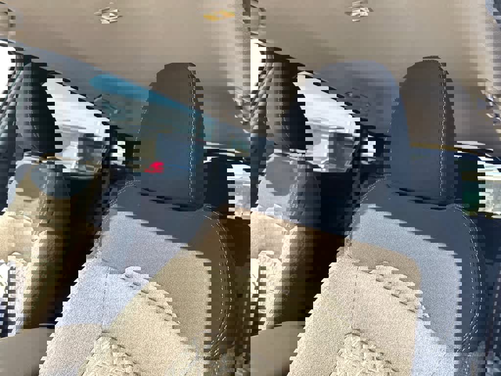 Used 2026 Nissan Kicks SV image 13