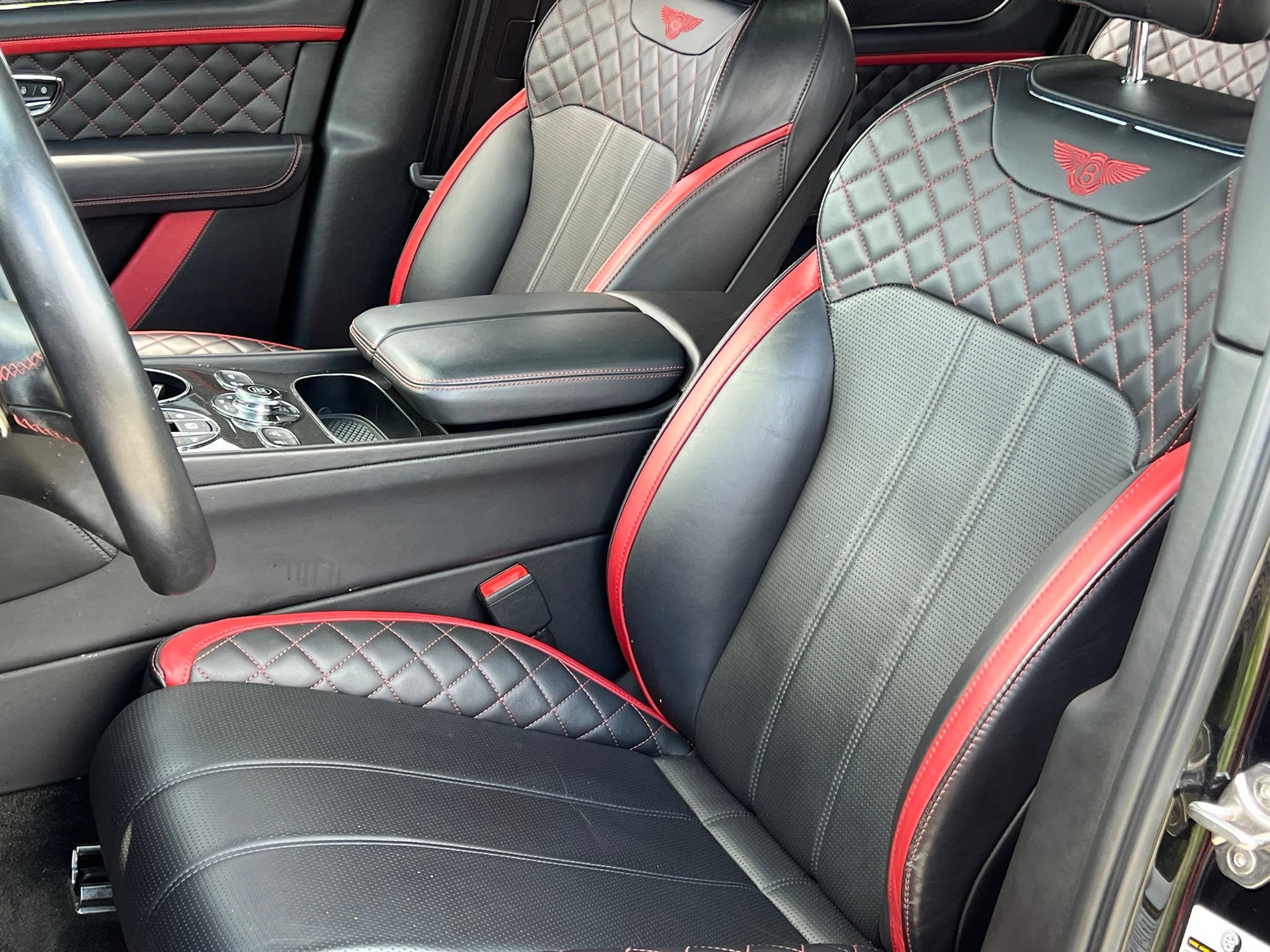 Used 2020 Bentley Bentayga Speed AWD/4WD image 15