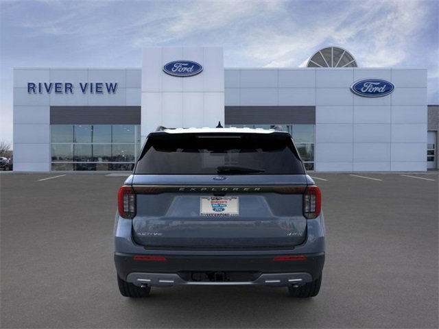 New 2026 Ford Explorer Active w/ Active Comfort Package image 5