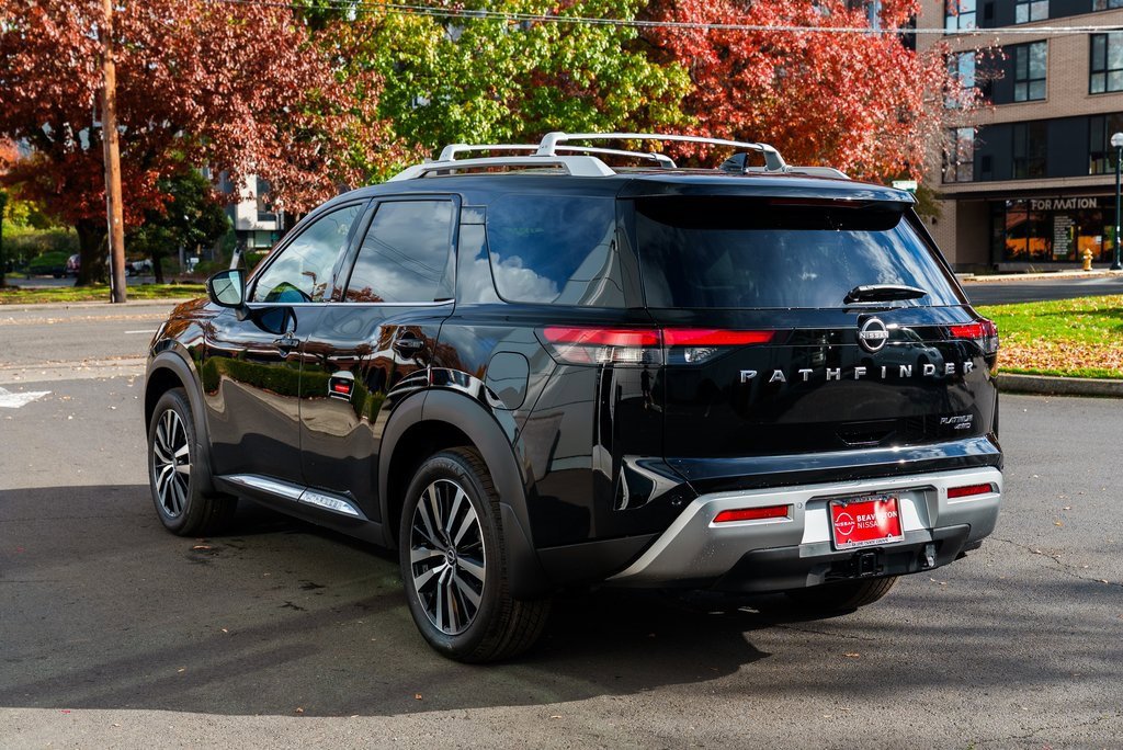 New 2025 Nissan Pathfinder Platinum image 4