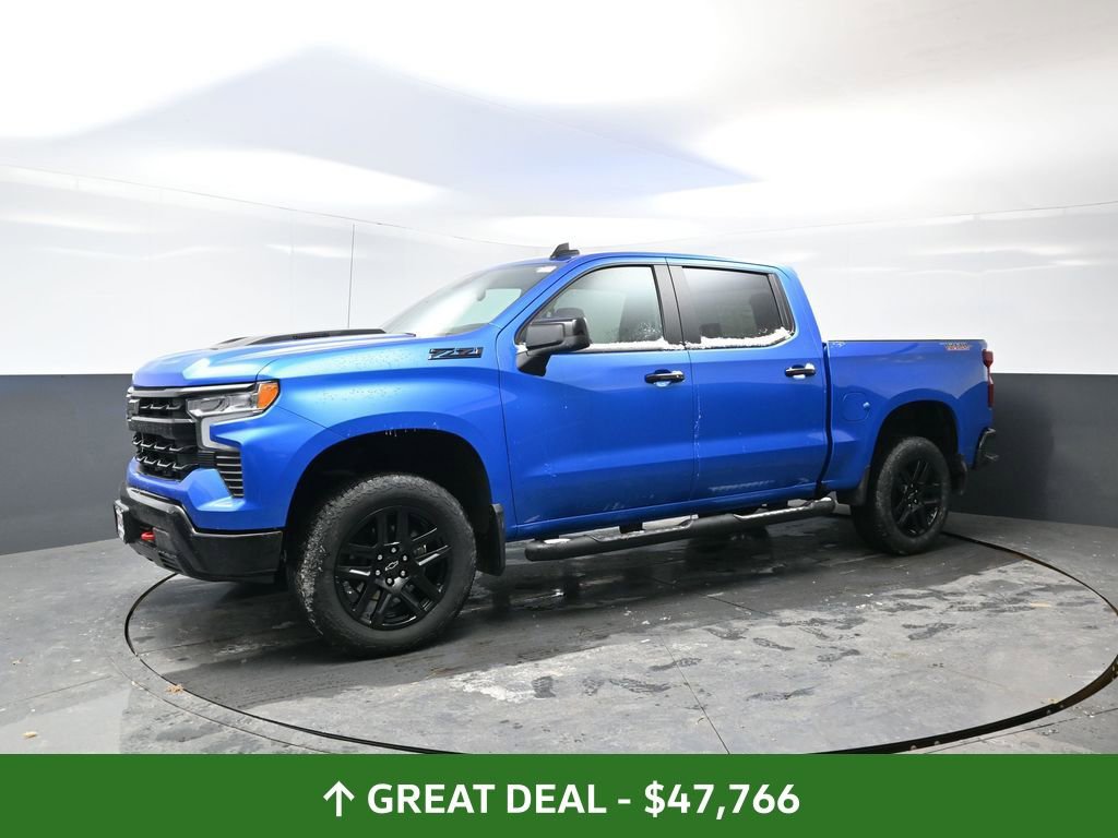 Used 2025 Chevrolet Silverado 1500 LT Trail Boss w/ LPO, Dark Essentials Package image 10