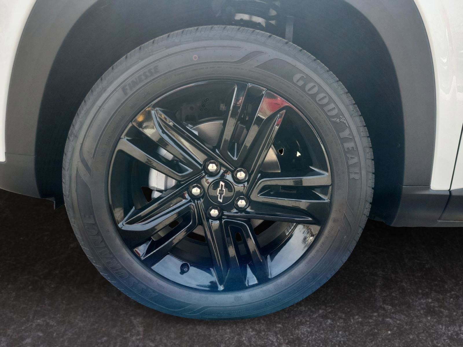 New 2026 Chevrolet Trax ACTIV w/ Driver Confidence Package FWD image 25