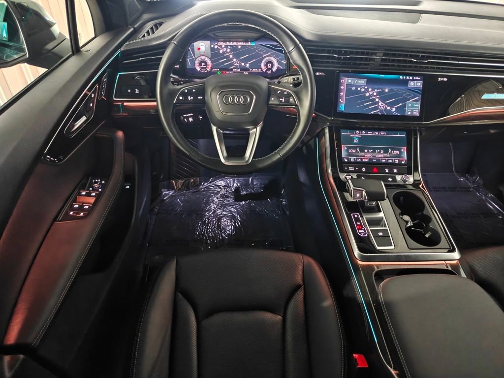 Used 2025 Audi Q7 2.0T Premium Plus w/ Premium Plus Package image 5