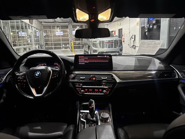 Used 2021 BMW 530i w/ Convenience Package RWD image 33