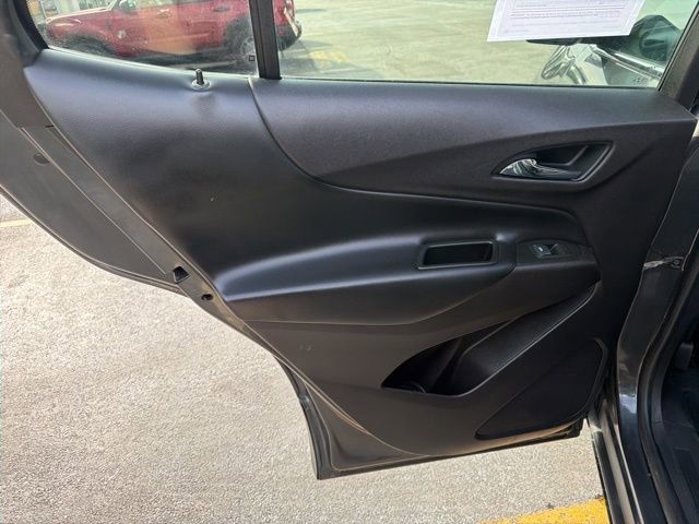 Used 2018 Chevrolet Equinox LT image 24