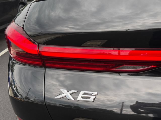 Certified 2024 BMW X6 xDrive40i w/ Premium Package AWD/4WD image 36