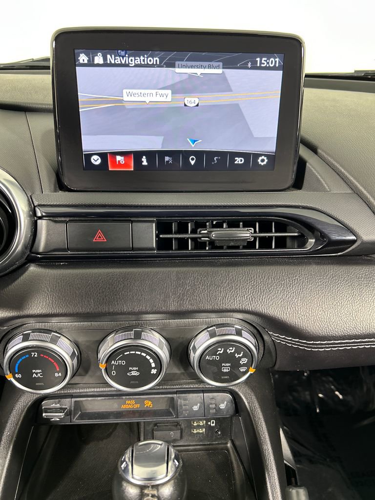 Used 2021 MAZDA MX-5 Miata RF Grand Touring image 14