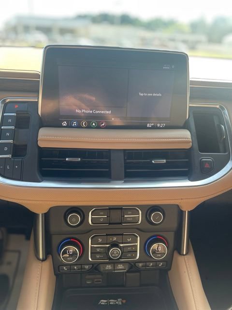 Used 2021 Chevrolet Suburban Premier w/ Texas Edition RWD image 33