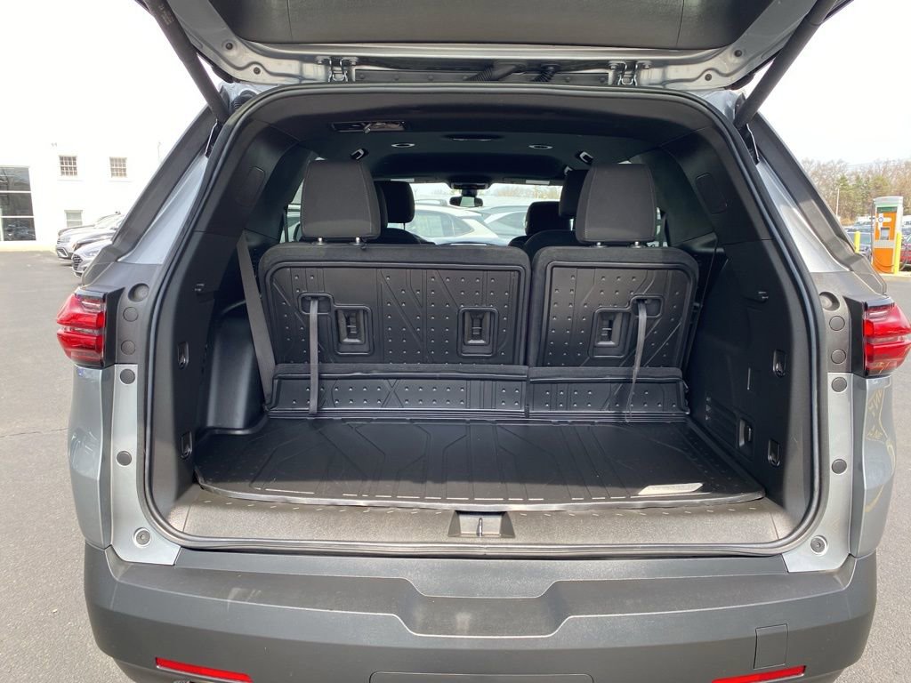 Certified 2023 Chevrolet Traverse LT w/ LPO, Floor Liner Package image 16