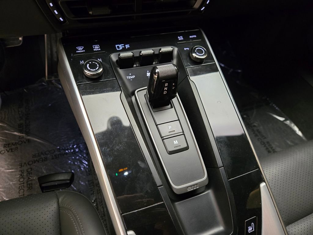 Used 2020 Porsche 911 Carrera RWD image 36