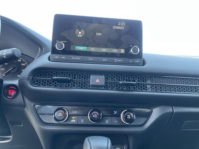 Certified 2025 Honda HR-V LX image 22