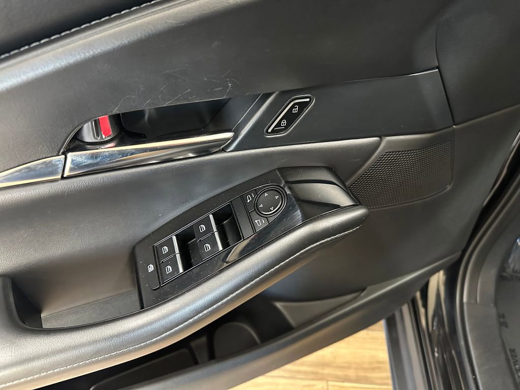 Used 2024 MAZDA CX-30 AWD 2.5 S w/ Preferred Package image 11