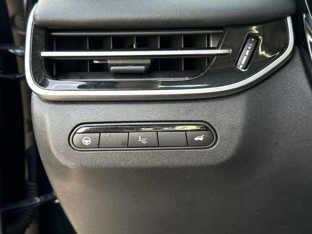 Used 2025 INFINITI QX60 Luxe w/ Vision Package AWD/4WD image 17