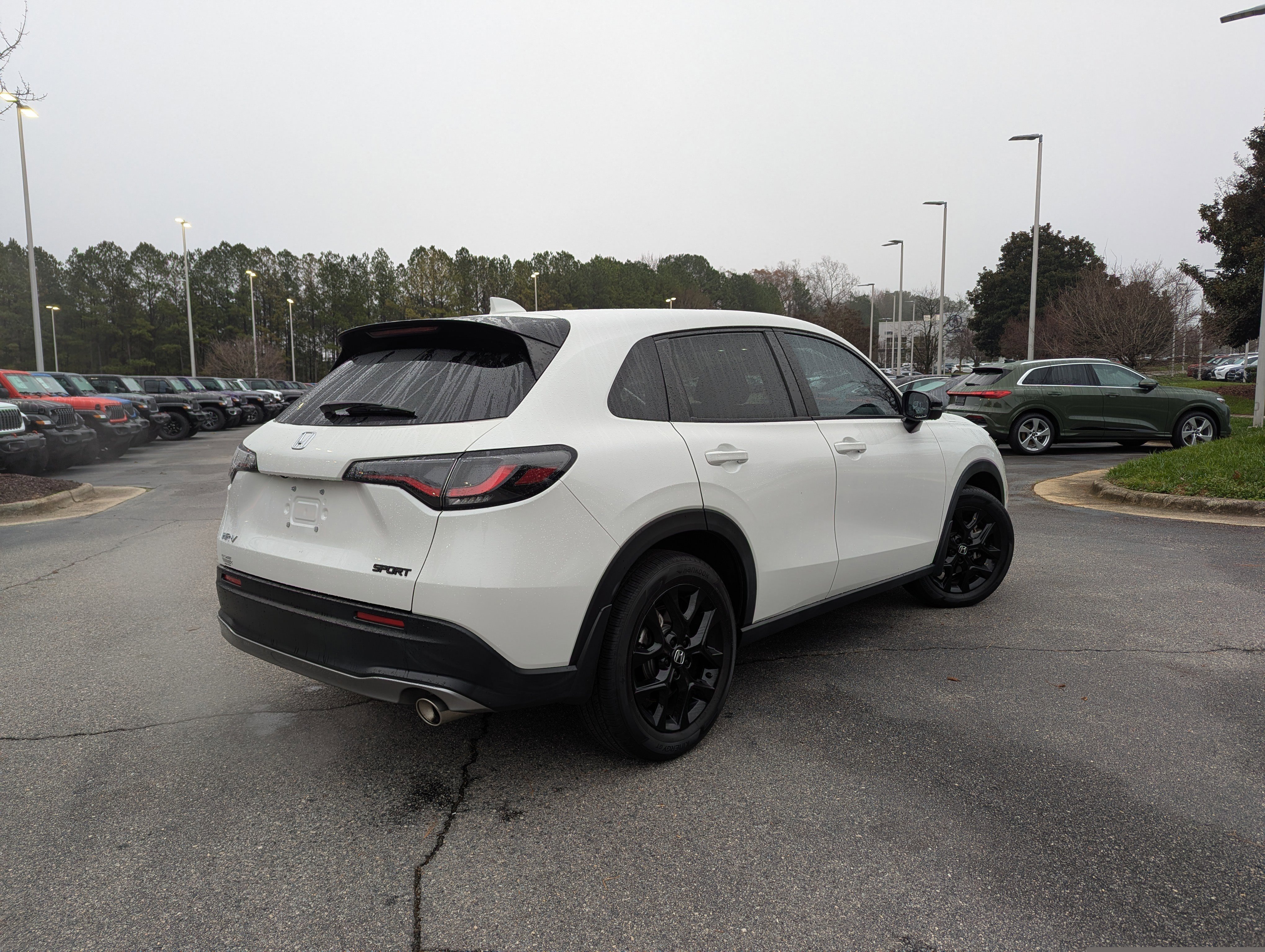 Used 2023 Honda HR-V Sport image 5