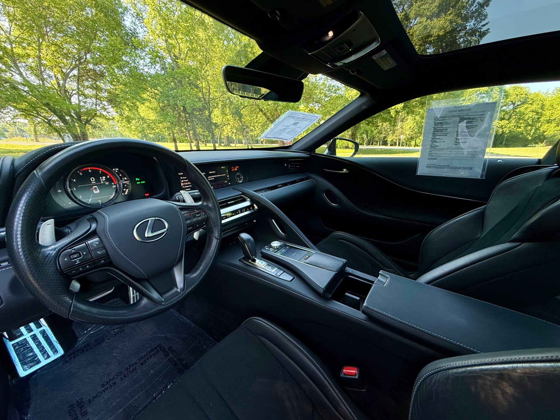 Used 2018 Lexus LC 500 Coupe w/ Sport Package RWD image 10