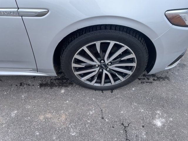 Used 2017 Lincoln Continental Select w/ Climate Package image 30