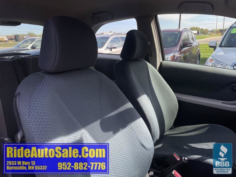 Used 2008 Toyota Yaris 2-Door Hatchback FWD image 15