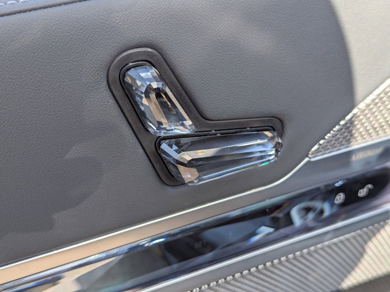 Used 2024 BMW 740i RWD image 29