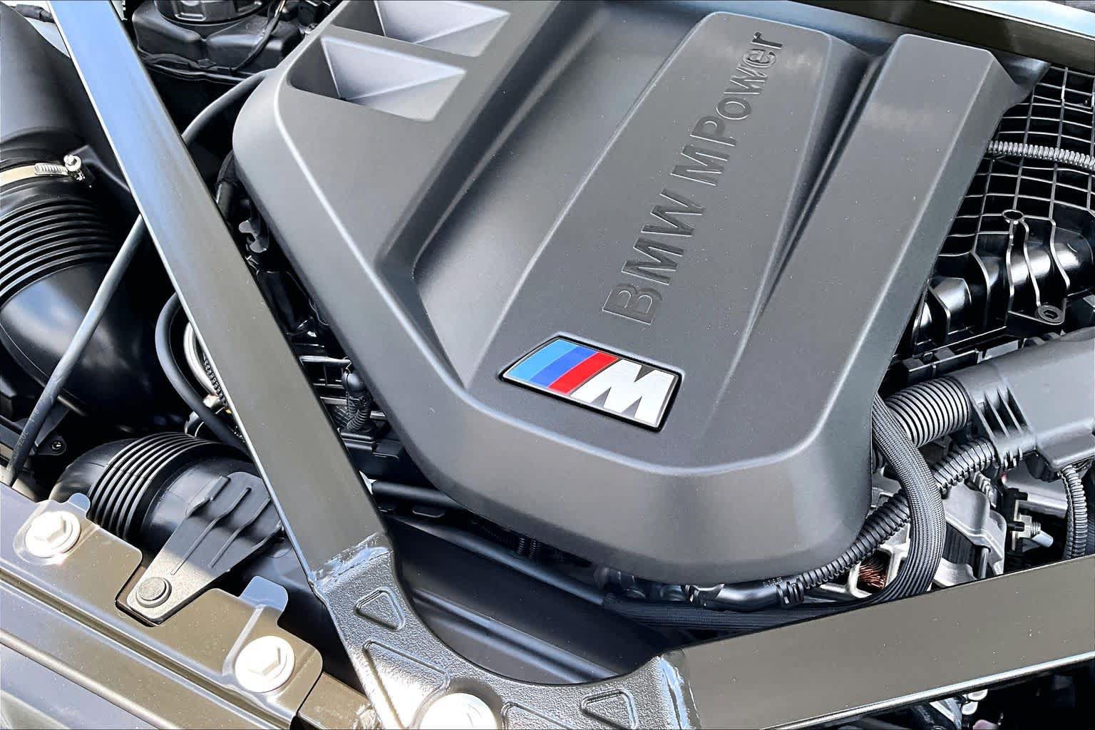 New 2026 BMW M2 w/ Lighting Package RWD image 17