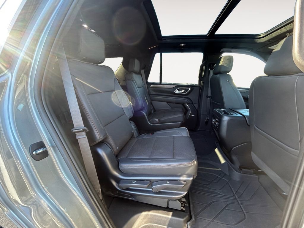 Used 2023 Chevrolet Tahoe High Country w/ Premium Package 2 AWD/4WD image 11