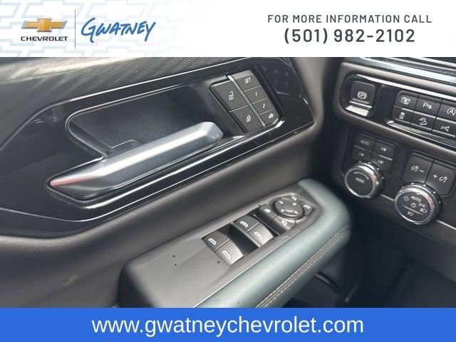 Used 2026 GMC Yukon AT4 w/ LPO, Floor Liner Package image 21