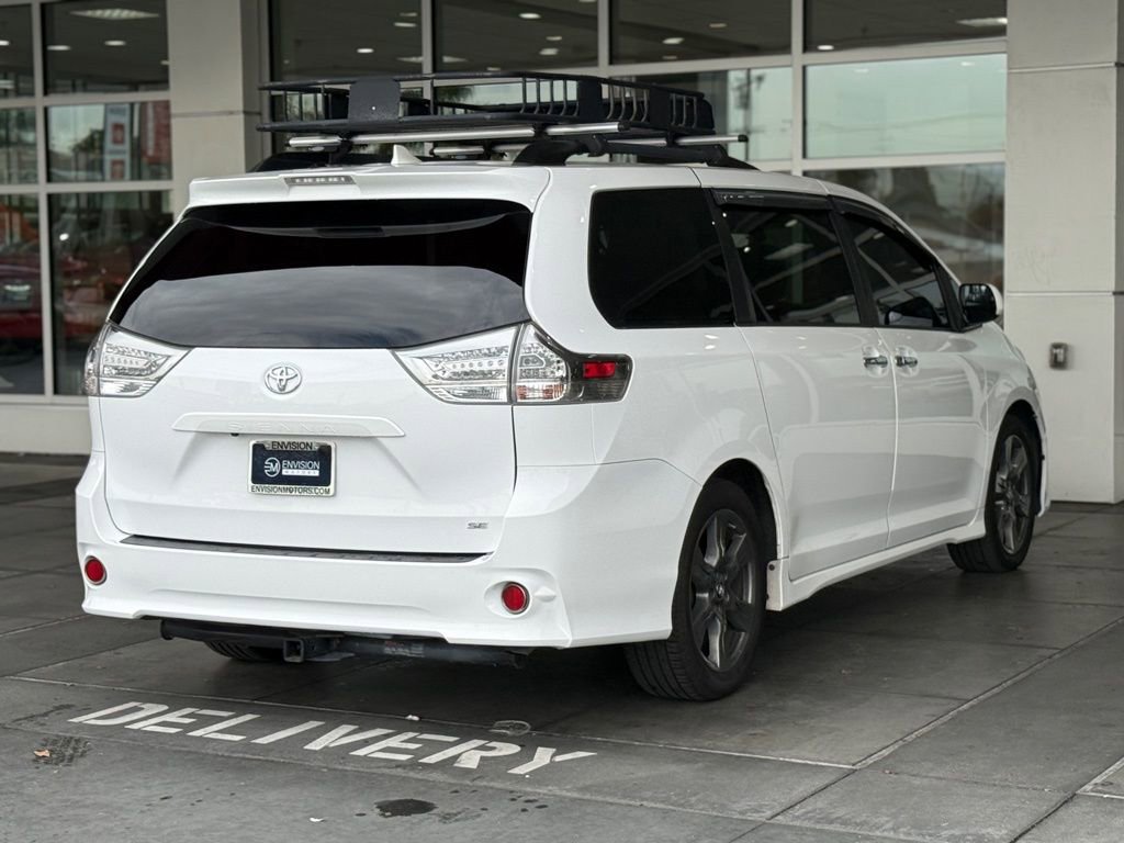 Certified 2019 Toyota Sienna SE image 14