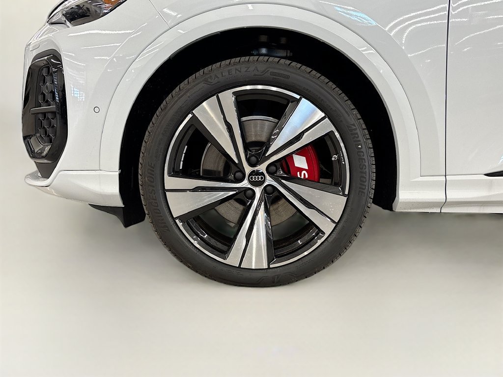 New 2026 Audi SQ5 Premium Plus AWD/4WD image 24