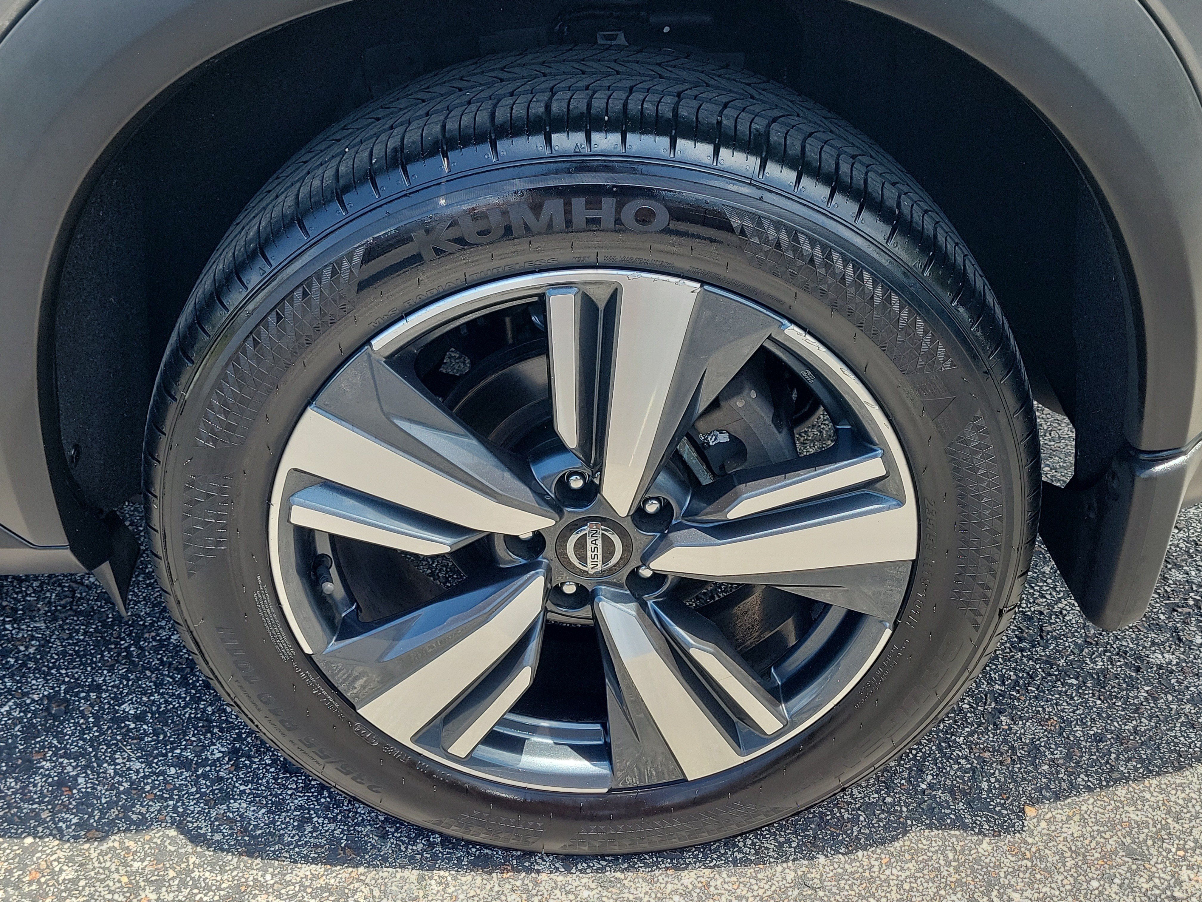 Certified 2021 Nissan Rogue SL w/ Premium Package FWD image 9