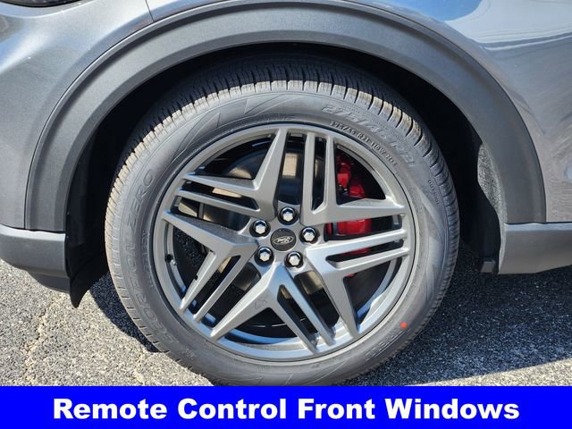New 2026 Ford Explorer ST w/ Sun And Sound Package image 10