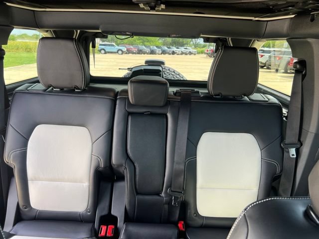 New 2026 Ford Bronco Outer Banks w/ Sasquatch Package AWD/4WD image 18