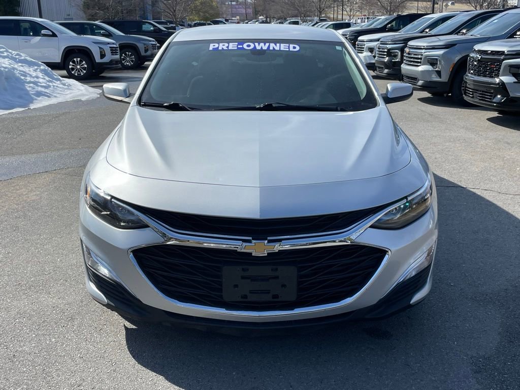 Used 2021 Chevrolet Malibu RS image 2