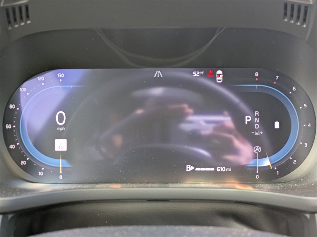 Certified 2025 Volvo XC60 B5 Plus image 28