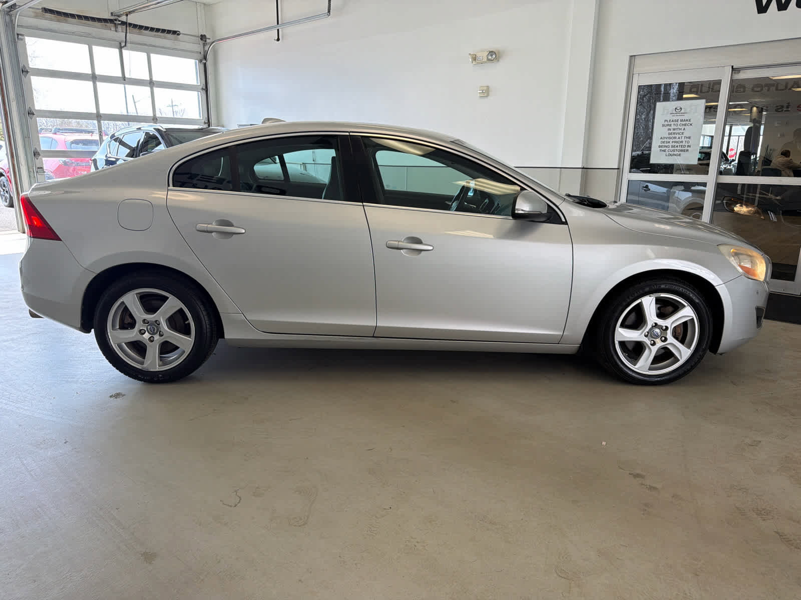 Used 2012 Volvo S60 T5 image 7
