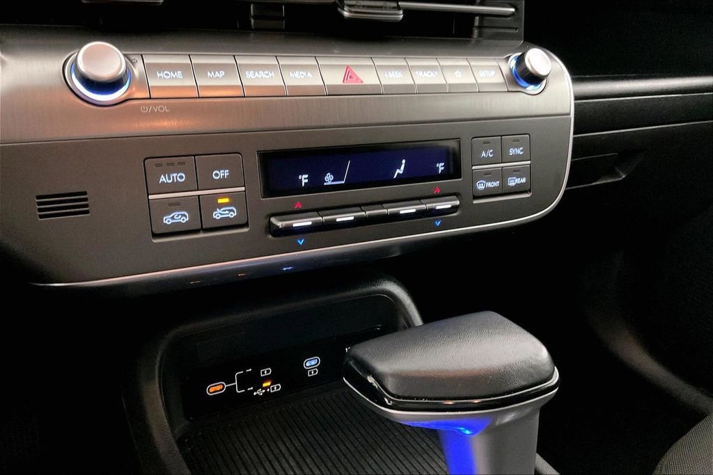 Used 2024 Hyundai Kona SEL image 15