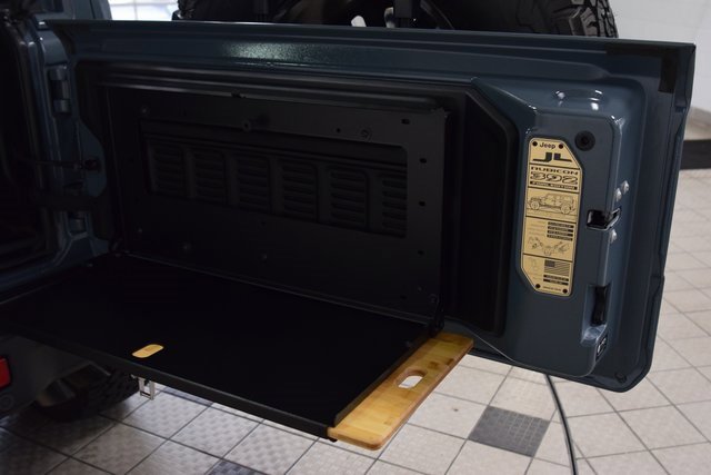 Used 2024 Jeep Wrangler Unlimited Rubicon 392 image 30