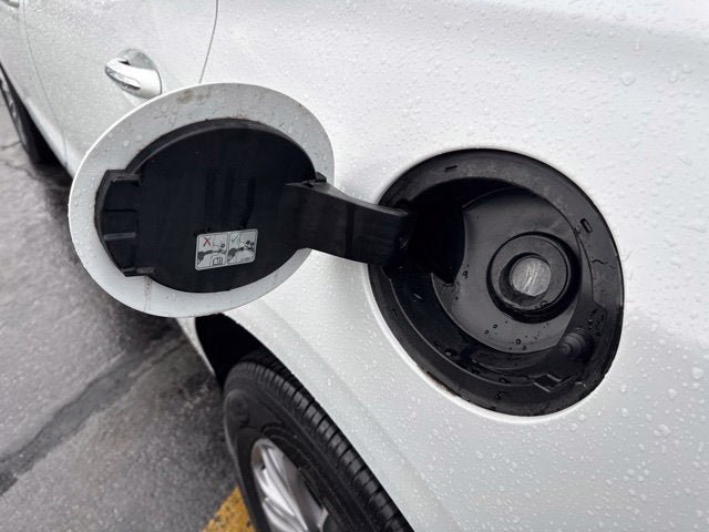 Used 2024 Buick Enclave Essence FWD image 20