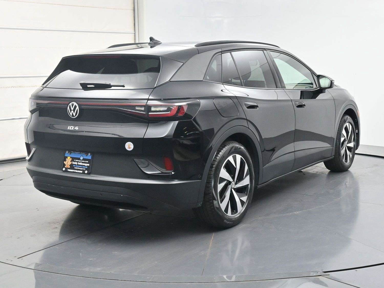 Certified 2024 Volkswagen ID.4 2WD image 27