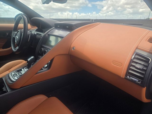 Used 2024 Jaguar F-TYPE R AWD/4WD image 16